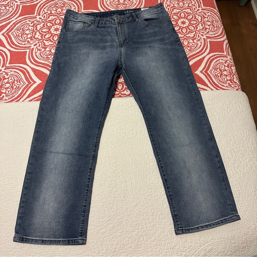 Izod Men's Relaxed Fit 38x30 Blue Jeans